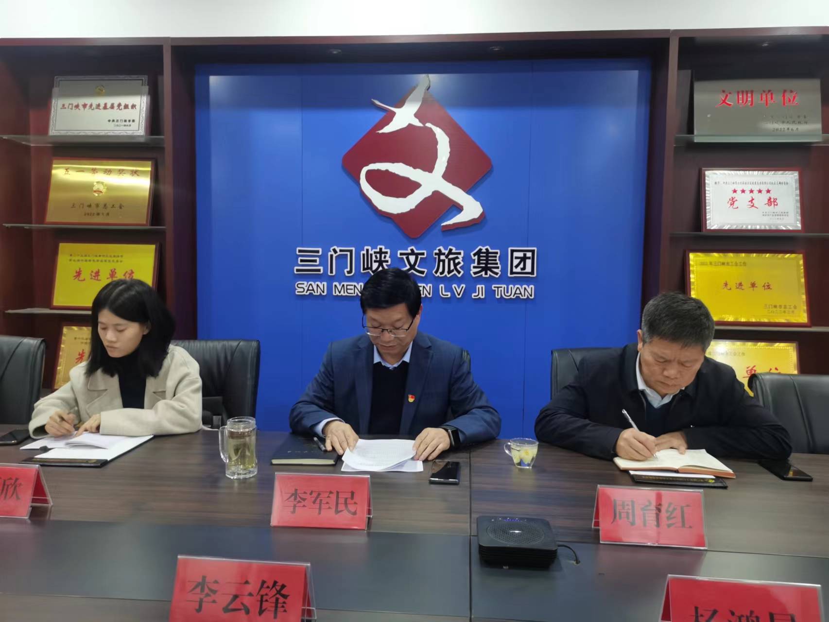 1667897920466550.jpg 2.jpg